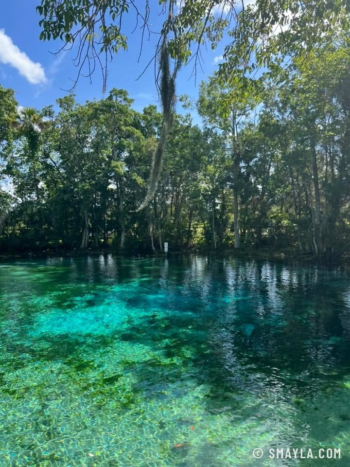 Une eau turquoise, pas retouchée
