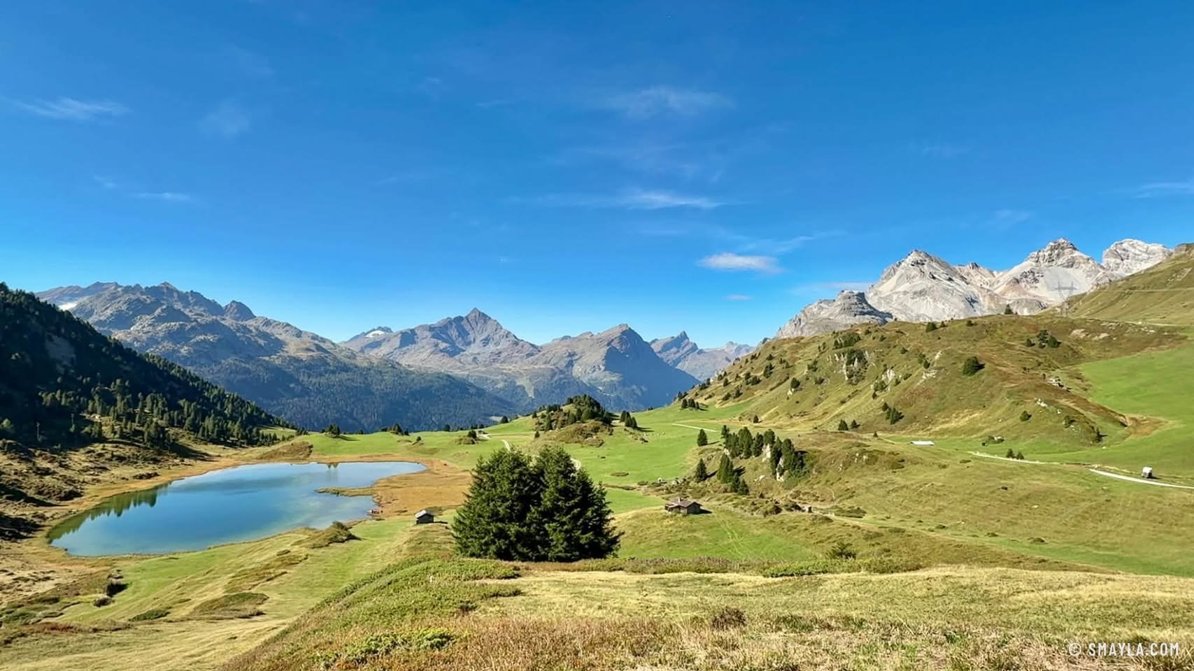 Petit lac d'altitude au-dessus d'Andeer