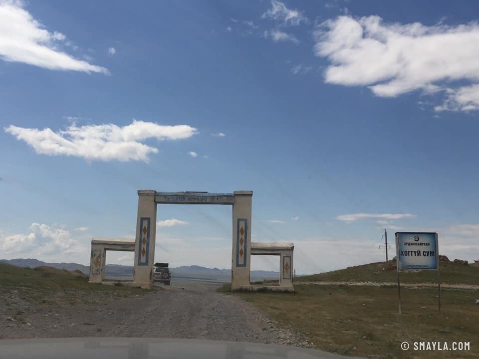 Une porte au milieu de nulle part