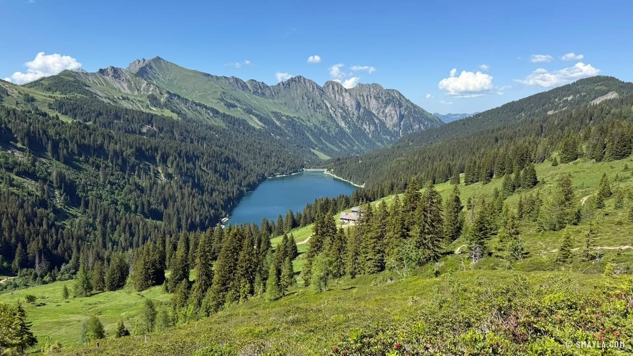 Le lac d'Arnon dans son écrin