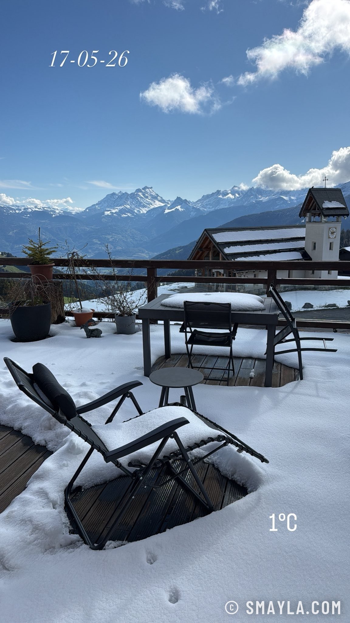 Neige de mai sur la terrasse, 1 °C