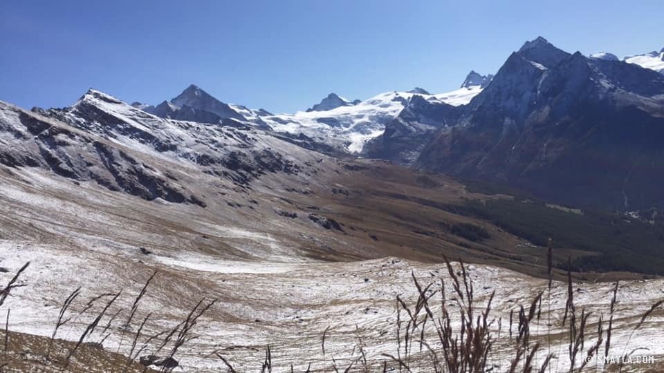 Première neige vers le col
