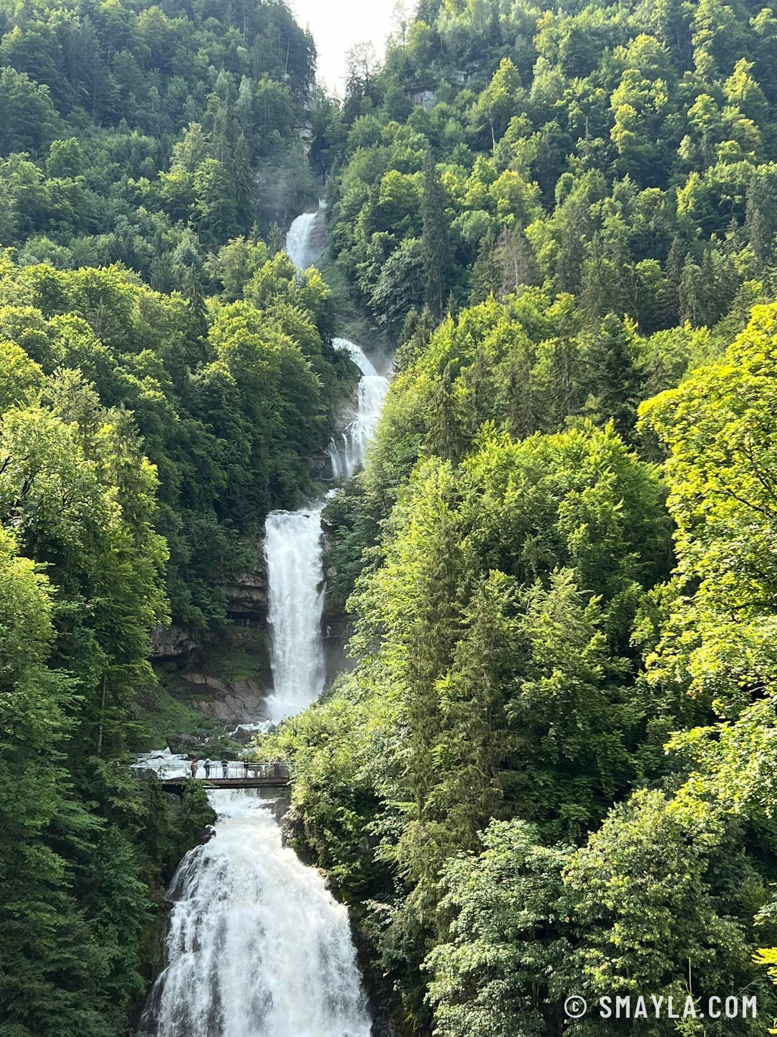 Les chutes du Giessbach en cascade