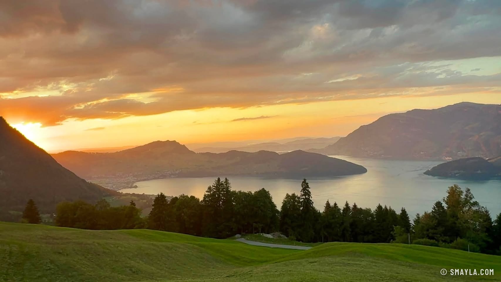 Coucher de soleil sur le lac