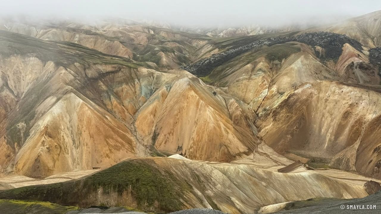 The coloured mountains