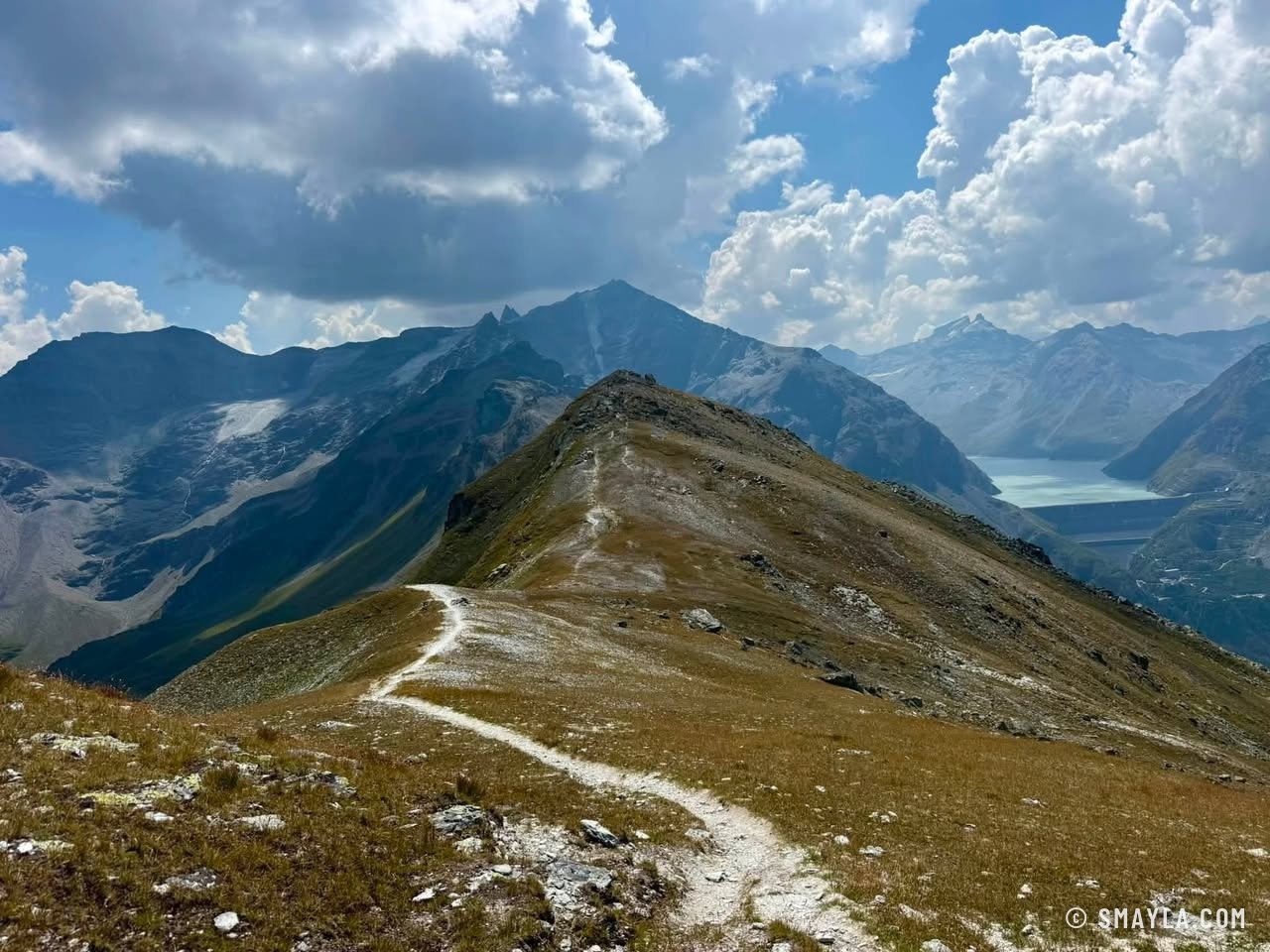 Ridge and Lac des Dix