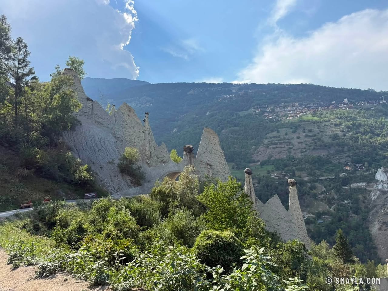 Euseigne earth pyramids