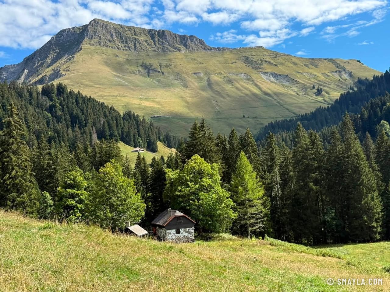 Chalet below the ridges