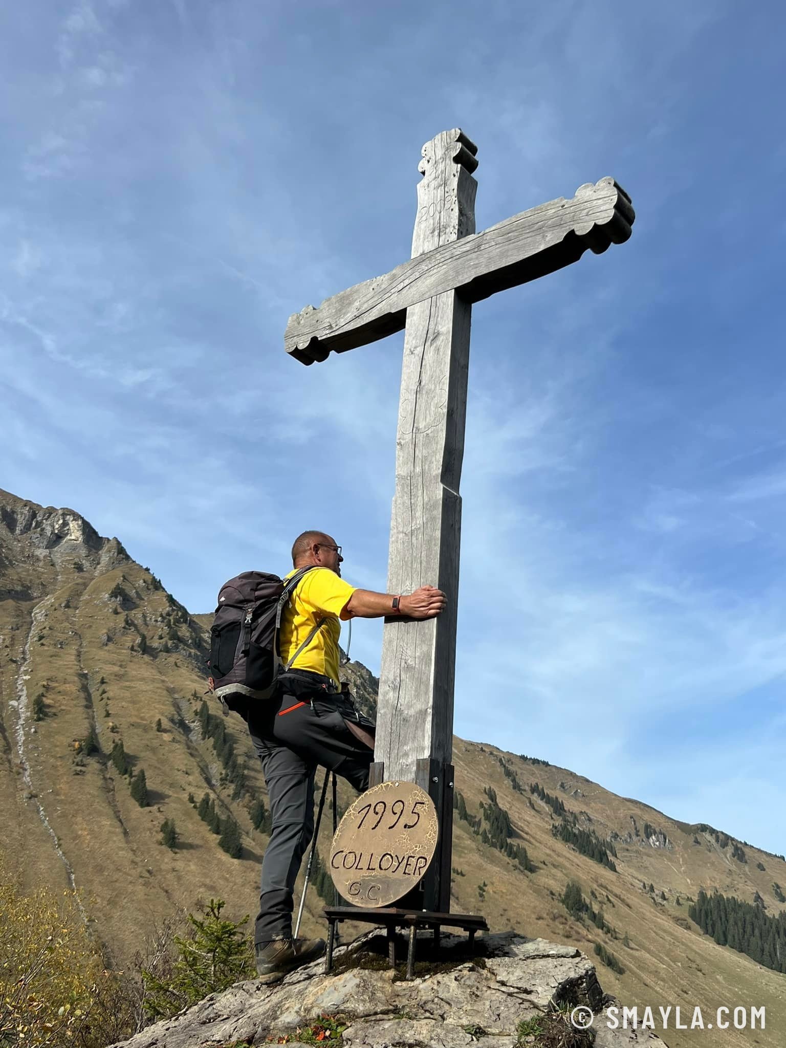 Christian à la croix