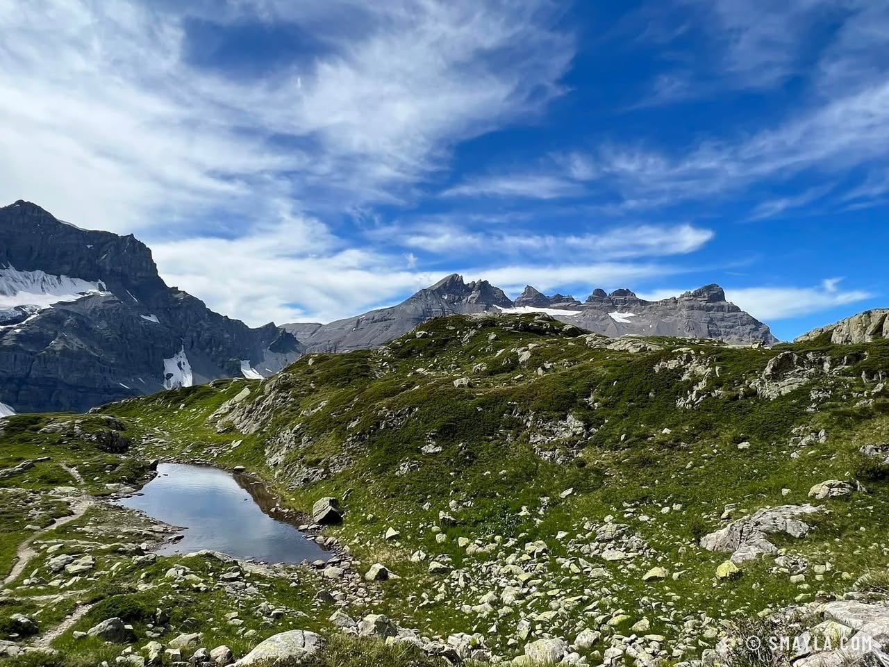 Petit lac sur le plateau