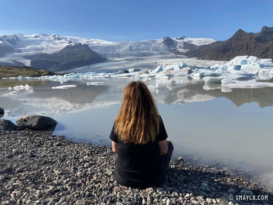 Emmanuelle face à la lagune