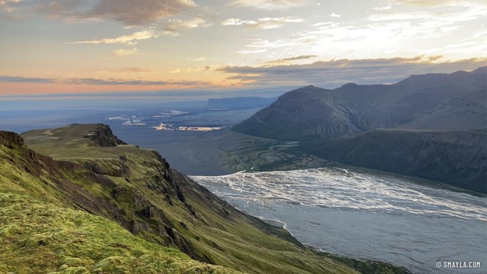 Le glacier dans la lumière du soir