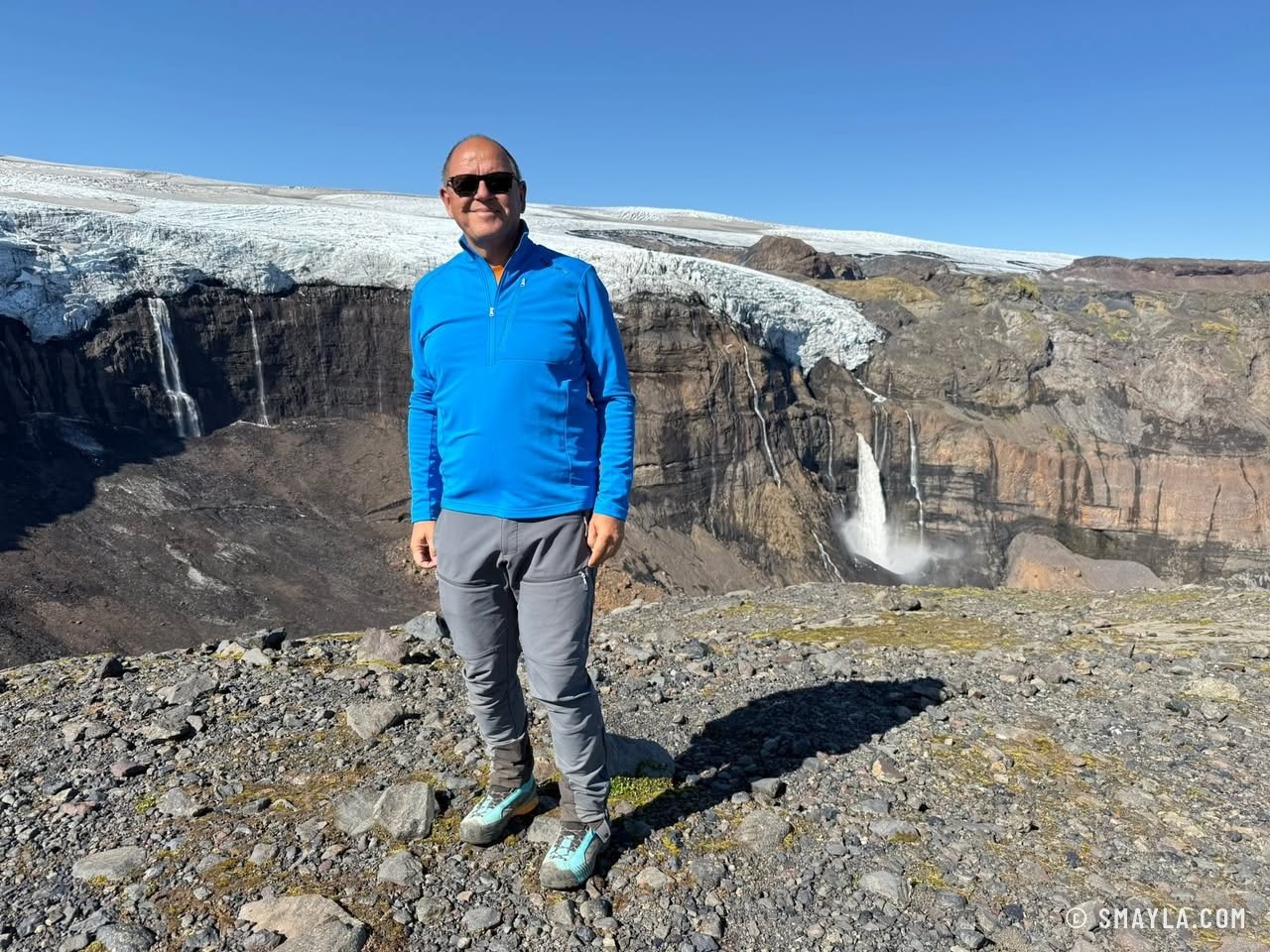 Christian devant le glacier