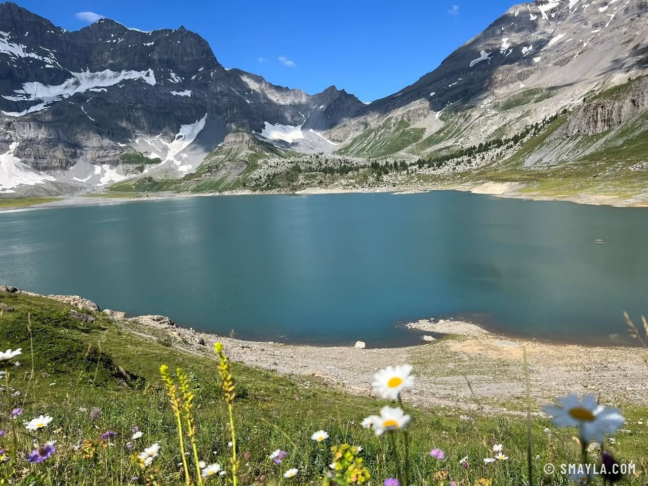 Lac de Salanfe with the Col de Susanfe beyond