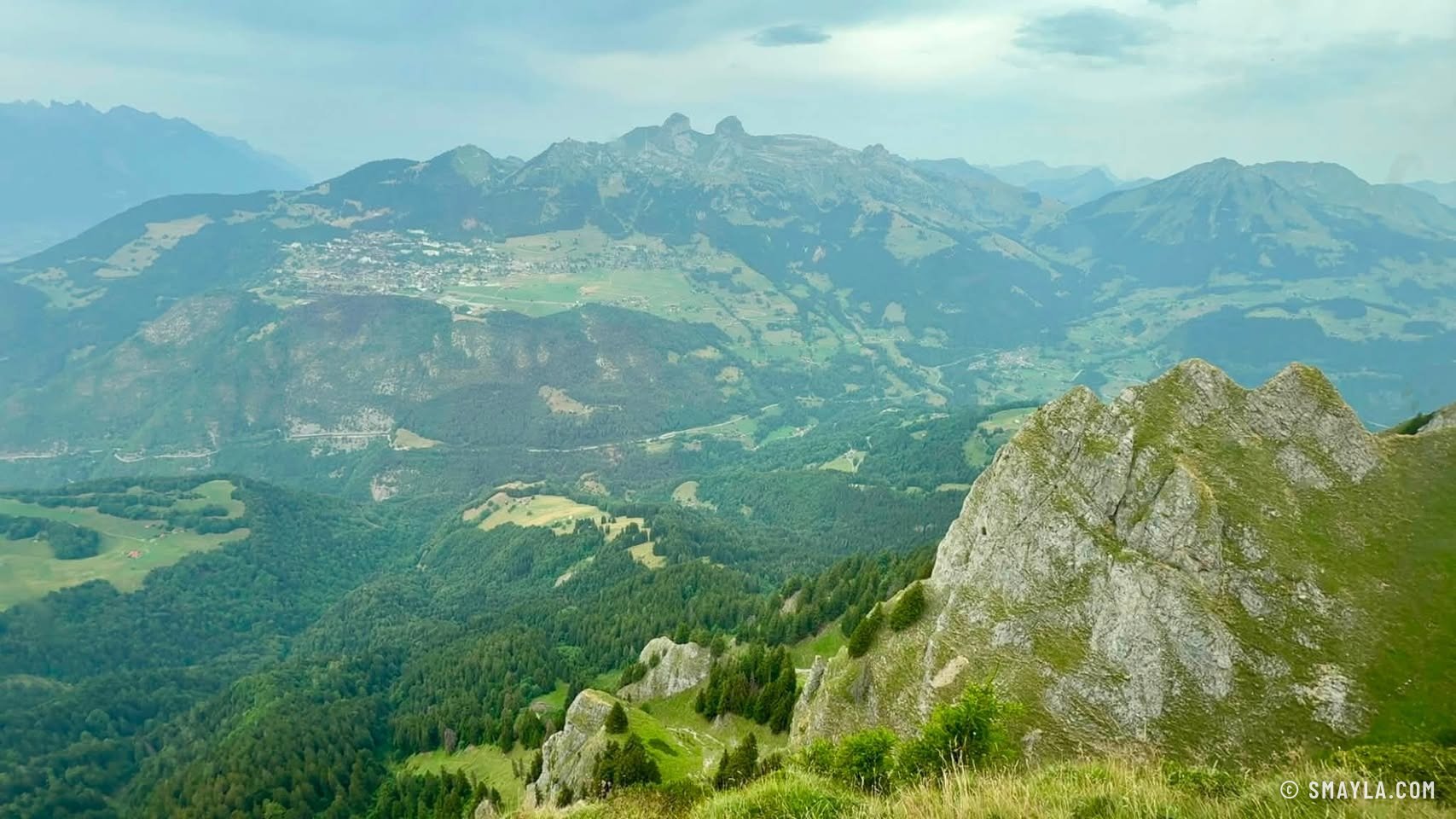 Vue vers les Dents du Midi